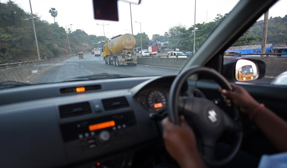 ಇಲ್ಲಿ ವಾಹನಗಳು ಗುರುತ್ವಾಕರ್ಷಣ ಶಕ್ತಿಗೆ ವಿರುದ್ಧವಾಗಿ ಚಲಿಸುತ್ತವೆ!